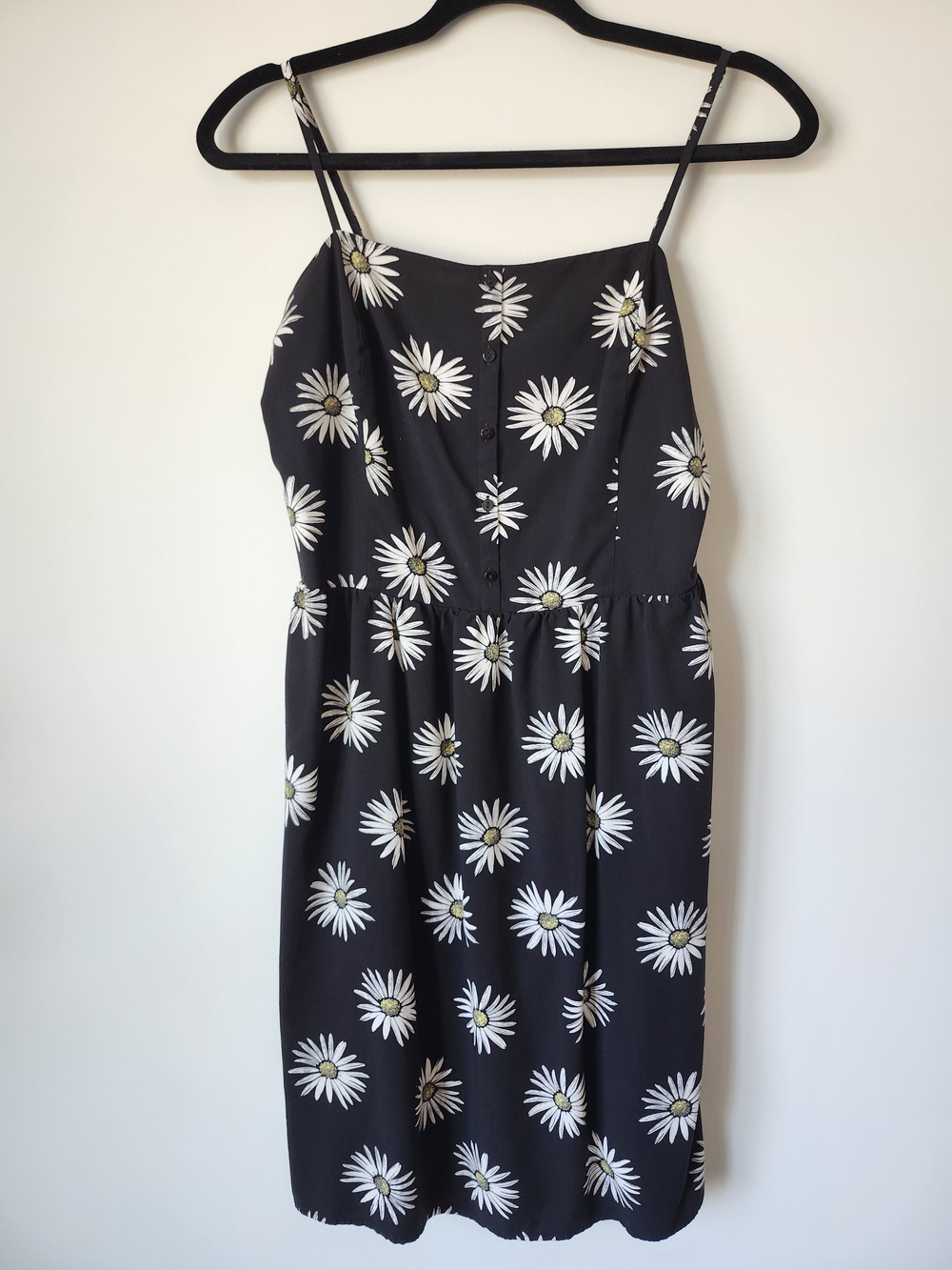 Black Daisy Print Spaghetti Strap Midi Dress - Picture 2 of 7